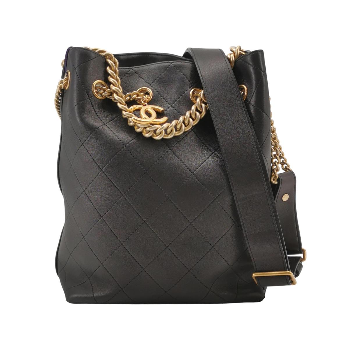 Chanel Quilted Calfskin CC Crossbody (Шанель) — фото 1