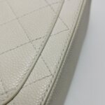 Chanel Quilted Calfskin CC Crossbody (Шанель) — фото 22