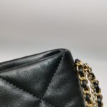Chanel Quilted Lambskin CC Crossbody (Шанель) — фото 16