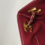 Chanel Quilted Lambskin CC Shoulder Bag (Шанель) — фото 9