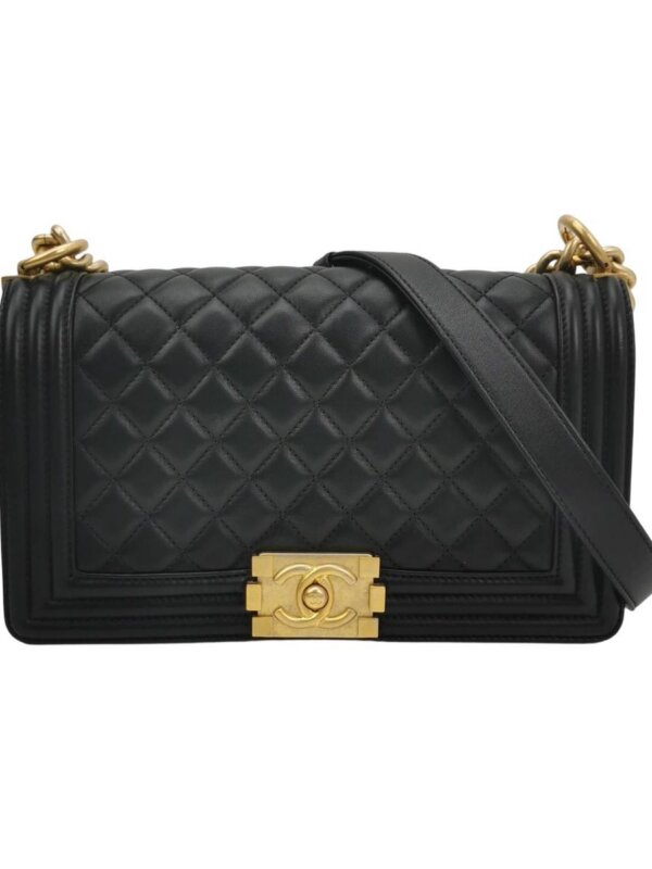 Chanel Leboy