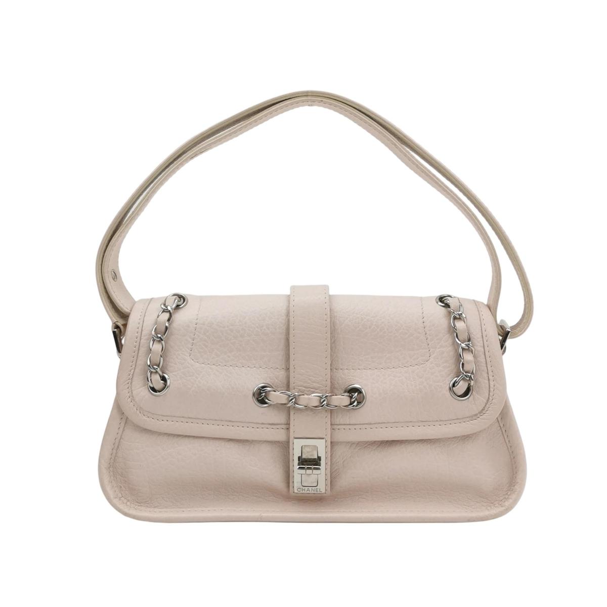 Chanel Calfskin Logo Shoulder Bag (Шанель) — фото 1