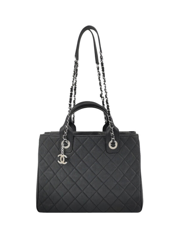 Chanel Quilted Calfskin CC Shoulder Bag (Шанель)