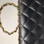 Chanel Quilted Lambskin CC Crossbody (Шанель) — фото 26