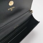 Chanel Quilted Lambskin CC Crossbody (Шанель) — фото 7