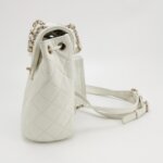 Chanel Quilted Calfskin CC Backpack (Шанель) — фото 3