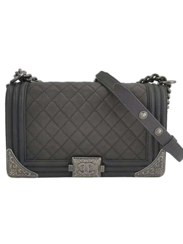 Chanel Leboy