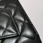 Chanel Quilted Lambskin CC Crossbody (Шанель) — фото 25
