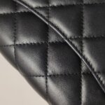 Chanel Quilted Lambskin CC Crossbody (Шанель) — фото 30