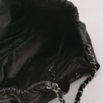 Chanel Quilted Calfskin CC Shoulder Bag (Шанель) — фото 7