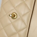 Chanel Quilted Lambskin CC Crossbody (Шанель) — фото 11