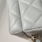 Chanel Quilted Lambskin CC Crossbody (Шанель) — фото 23