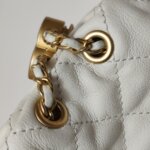 Chanel Quilted Calfskin CC Crossbody (Шанель) — фото 12