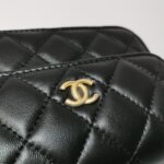 Chanel Quilted Lambskin Shoulder Bag (Шанель) — фото 11