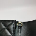 Chanel Quilted Lambskin Shoulder Bag (Шанель) — фото 15