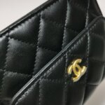 Chanel Quilted Lambskin Shoulder Bag (Шанель) — фото 20