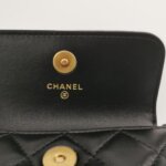Chanel Quilted Lambskin Shoulder Bag (Шанель) — фото 8