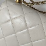 Chanel Quilted Calfskin CC Shoulder Bag (Шанель) — фото 24
